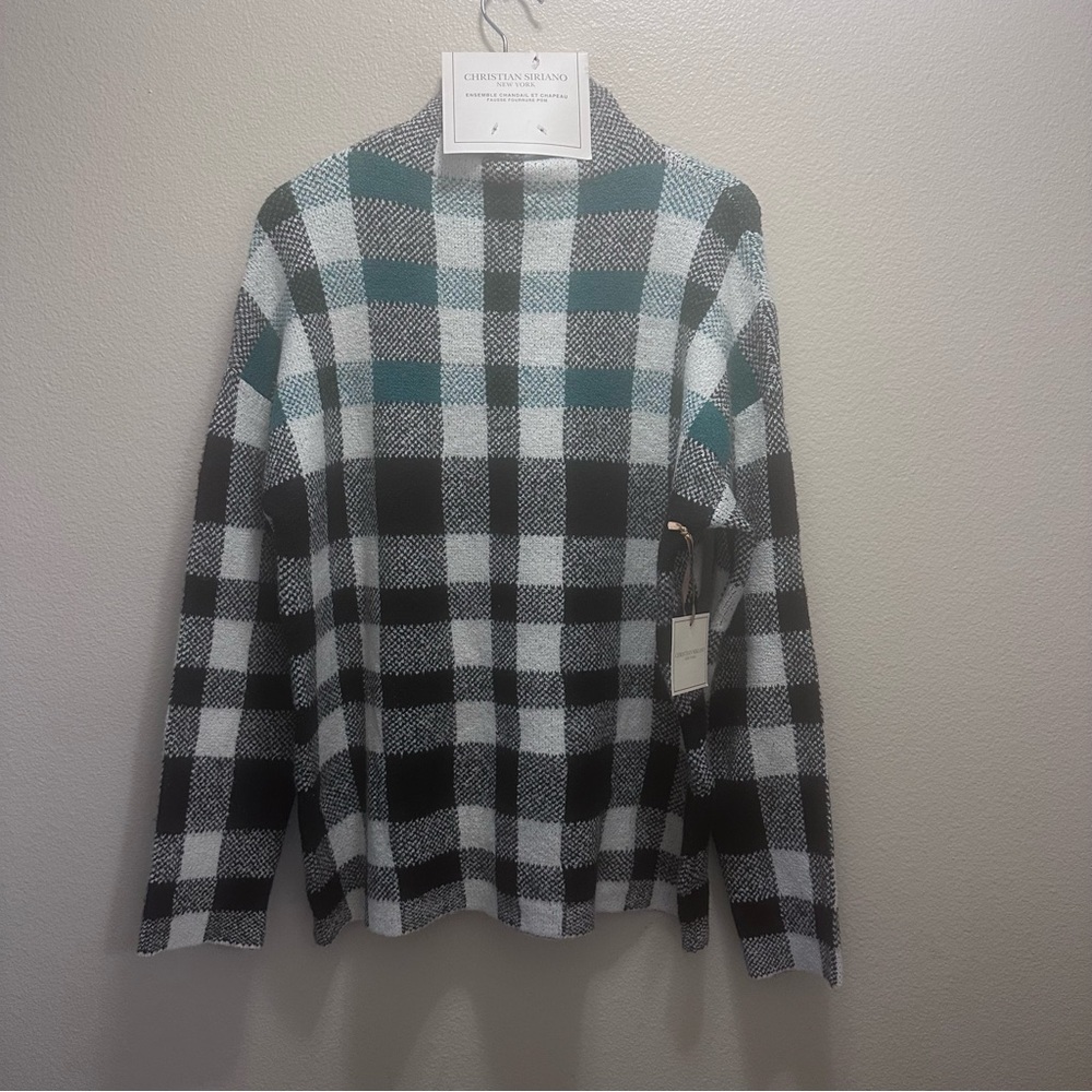 NWT Christina Siriano Women’s Sweater & Pom Pom Hat Green White Black Size M